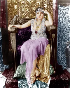 Statement Necklace Prints: CLEOPATRA, Theda Bara, 1917. Fox Film Corporation