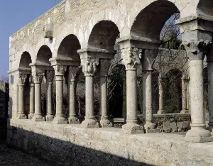 Alto Ampurdan Prints: Cloister of the convent of Sant Domnec