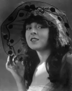 Images Dated 14th December 2005: Colleen Moore, ca. late 1910s