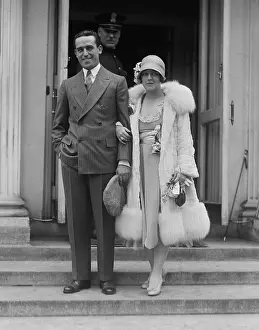 Harold Prints: Comic actor Harold Lloyd with his wife, actress Mildred Davis, May 16, 1925