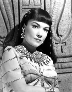 Images Dated 30th April 2014: THE TEN COMMANDMENTS, Anne Baxter, 1956