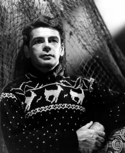 Images Dated 19th May 2005: COMMANDOS STRIKE AT DAWN, Paul Muni, 1942