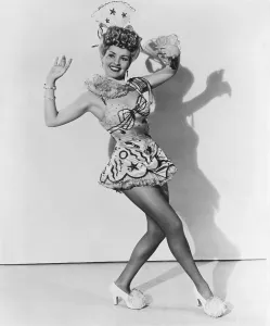 Images Dated 14th July 2015: CONEY ISLAND, Betty Grable, 1943