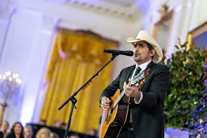 Entertainers Prints: Country Music Singer Brad Paisley performs during the National Governors Association Ball