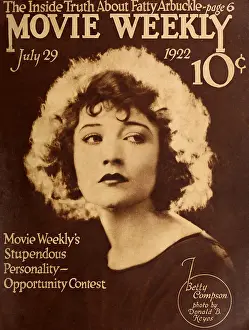 Show Business Prints: Cover of MOVIE WEEKLY MAGAZINE