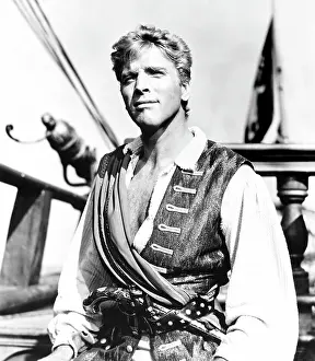 Movpor01 Prints: THE CRIMSON PIRATE, Burt Lancaster, 1952