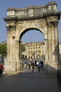 Pola Prints: CROATIA. Pula. Triumphal Arch of the Sergi or Golden Gate (29-27 BC)