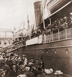 Docks Prints: Crowd at the pier sees off the S