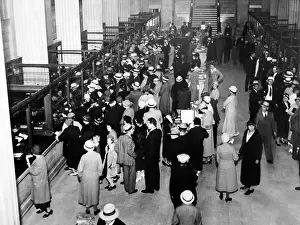 Customers Prints: Crowds in the lobby of a Detroit Bank