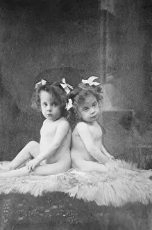 Vaudeville Prints: Daisy Hilton and Violet Hilton