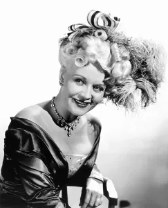 Images Dated 8th December 2014: DAKOTA LIL, Marion Martin, 1950