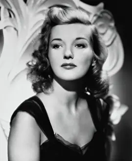 Images Dated 8th May 2019: DANGEROUS PASSAGE, Phyllis Brooks, 1944
