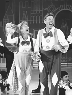Danny Prints: THE DANNY KAYE SHOW, from left: Gwen Verdon