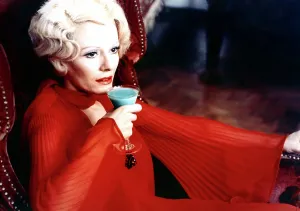 Drinking Prints: DAUGHTERS OF DARKNESS, (aka LES LEVRES ROUGES), Delphine Seyrig, 1971