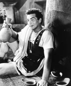Images Dated 9th October 2015: DEMETRIUS AND THE GLADIATOR, Victor Mature