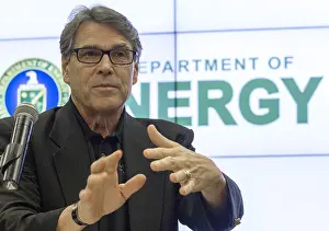 Texas Prints: US Department of Energy Sec. Rick Perry speaking at Energy Technology Laboratory