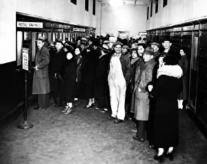 Cash Prints: Detroit businessmen seeking cash to carry on business at the Post Office during the bank holiday