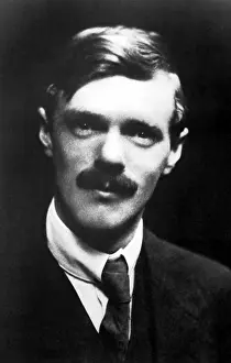 Poet Prints: D.H. LAWRENCE, 1913.. Courtesy: CSU Archives / Everett Collection