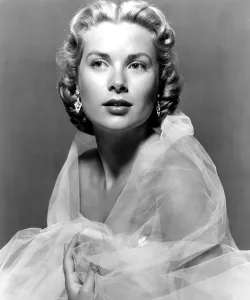 Chiffon Prints: DIAL M FOR MURDER, Grace Kelly in publicity shot, 1954