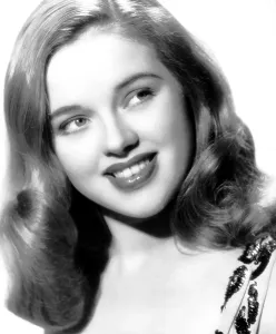 Diana Dors, ca. 1948