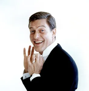 THE DICK VAN DYKE SHOW, Dick Van Dyke, 1961-66 (ca. 1966 photo)