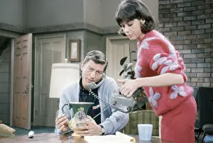 1960s Fashion Prints: THE DICK VAN DYKE SHOW, from left: Dick Van Dyke, Mary Tyler Moore, (1965), 1961-1966