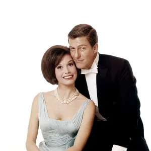 1960s Hairstyles Prints: THE DICK VAN DYKE SHOW, from left, Mary Tyler Moore, Dick Van Dyke, (1965), 1961-66