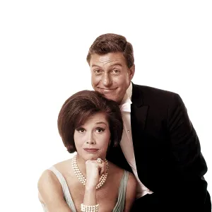 1960s Hairstyles Prints: THE DICK VAN DYKE SHOW, from left, Mary Tyler Moore, Dick Van Dyke, (1965), 1961-66