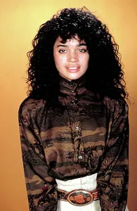 Lisa Prints: A DIFFERENT WORLD, Lisa Bonet, year 1, 1987-93