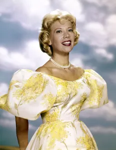 Dinah Prints: THE DINAH SHORE CHEVY SHOW, Dinah Shore, host, 1956-1963
