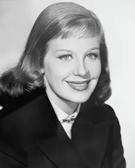 Jsx 37 Prints: DIPLOMATIC COURIER, Hildegard Knef