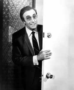 Images Dated 24th December 2015: WHERE DOES IT HURT?, Peter Sellers, 1972