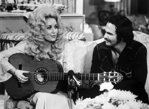 Dolly Parton and Burt Reynolds, 1974. Courtesy: CSU Archives/Everett Collection