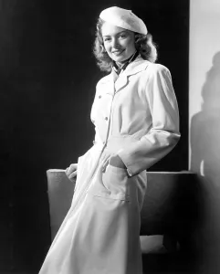 Images Dated 9th March 2016: Donna Reed in double breated gabardine sports coat, 1946