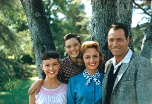 1950s Tv Prints: DONNA REED SHOW, Shelley Fabares, Paul Petersen, Donna Reed, Carl Betz, 1958-1966