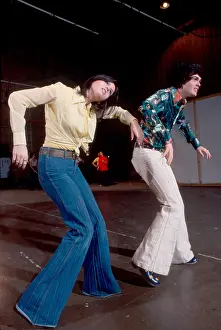 Donny Prints: DONNY AND MARY, from left: Marie Osmond, Donny Osmond, (1976), 1975-1979