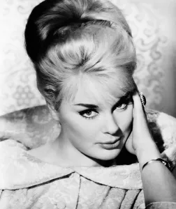 Sommer Prints: DON'T BOTHER TO KNOCK, (aka WHY BOTHER TO KNOCK), Elke Sommer, 1961