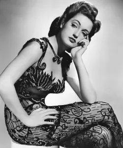 Lamour Prints: Dorothy Lamour, 1943