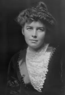 Lace Prints: Dorothy Parker at age 19, in a 1912 portrait by society photographer Arnold Genthe