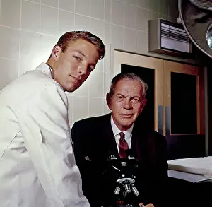 Richard Prints: DR. KILDARE, from left: Richard Chamberlain, Raymond Massey, (1962), 1961-1966