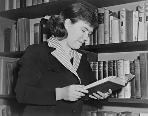 Sociologist Prints: Dr. Margaret Mead, American cultural anthropologist, ca. 1930. (BSLOC_2015_17_188)