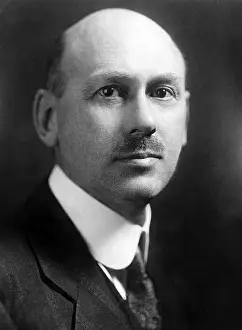 Doctor Prints: Dr. Robert H.Goddard. ca 1930s. Courtesy: CSU Archives/Everett Collection