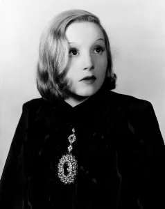 Elisabeth Prints: DREAMING LIPS, Elisabeth Bergner, 1937