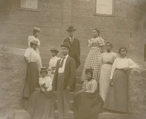 Edwardian Prints: Well dressed young African American men and women