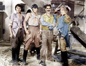 DUCK SOUP, from left: Chico Marx, Zeppo Marx, Groucho Marx, Harpo Marx, 1933