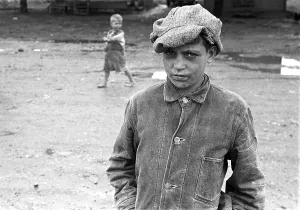 Dwellers in Circleville's Hooverville, photograph by Ben Shahn, Ohio, 1938
