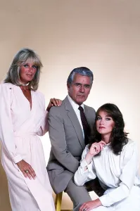 1980s Prints: DYNASTY, from left: Linda Evans, John Forsythe, Pamela Sue Martin, 1981-89