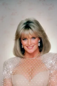 1980s Portraits Prints: DYNASTY, Linda Evans, (1985), 1981-89
