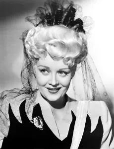 Images Dated 10th December 2014: EADIE WAS A LADY, Marion Martin, 1945