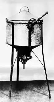 Appliance Prints: An early domestic dishwasher built by Willard and Forrest Walker